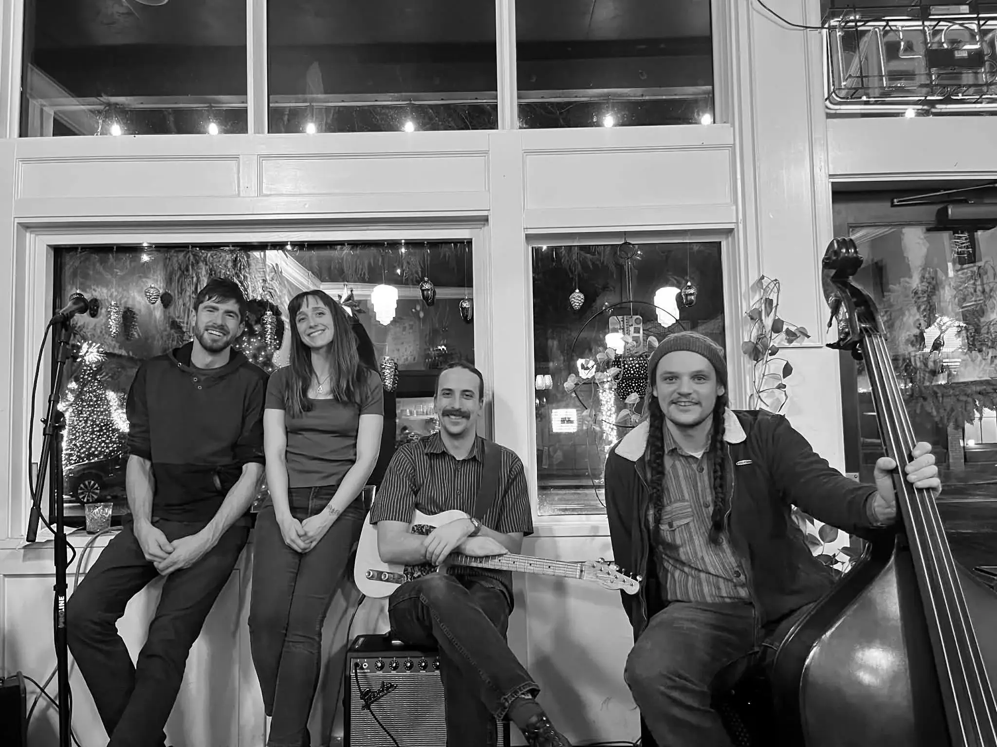 Ida Jane and The Weekend Gardeners press photo, landscape 1